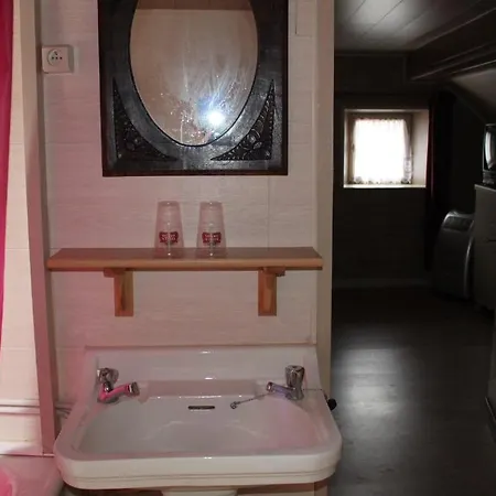 Bed and Breakfast Time-out 3*
